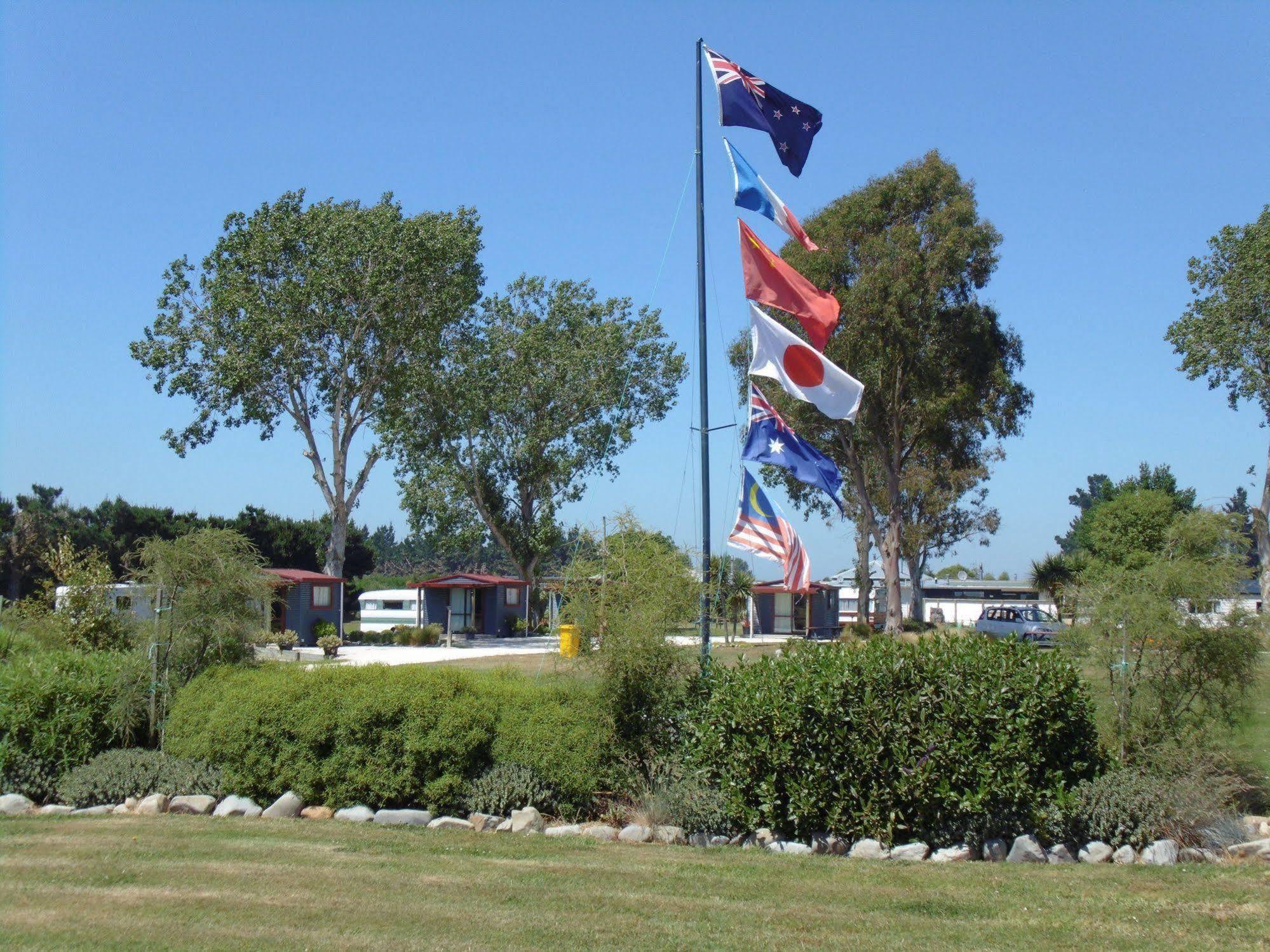 Glenavys Waitaki River Motor Camp Kültér fotó